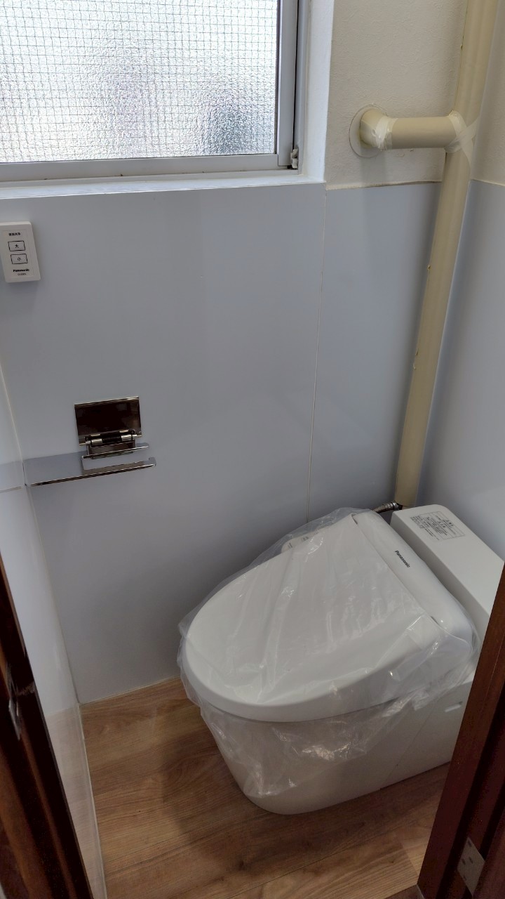 トイレリフォーム　ビフォー→アフター