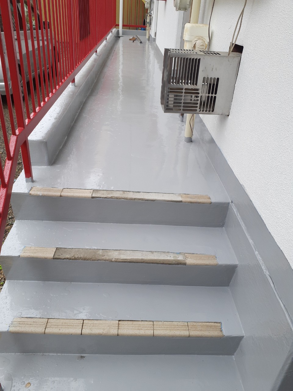 アパートの通路・階段、防水工事