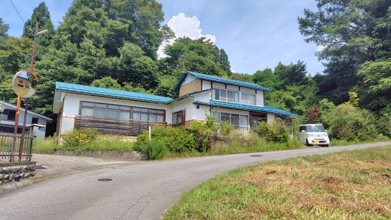上水内郡信濃町 大字古間（黒姫駅） 2階建 ６Ｋ